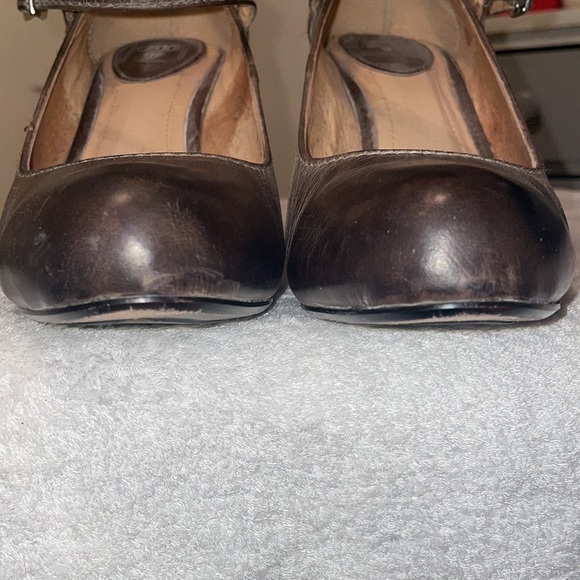 FRYE amazing mary jane heels - Picture 6 of 6